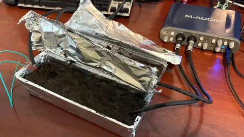 Audiofilové nepoznali rozdíl mezi přenosem mědí a blátem