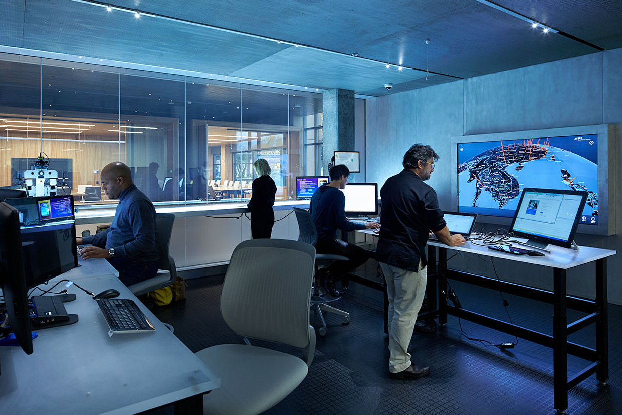 Microsoft otevřel centrum pro boj proti kybernetickým zločinům