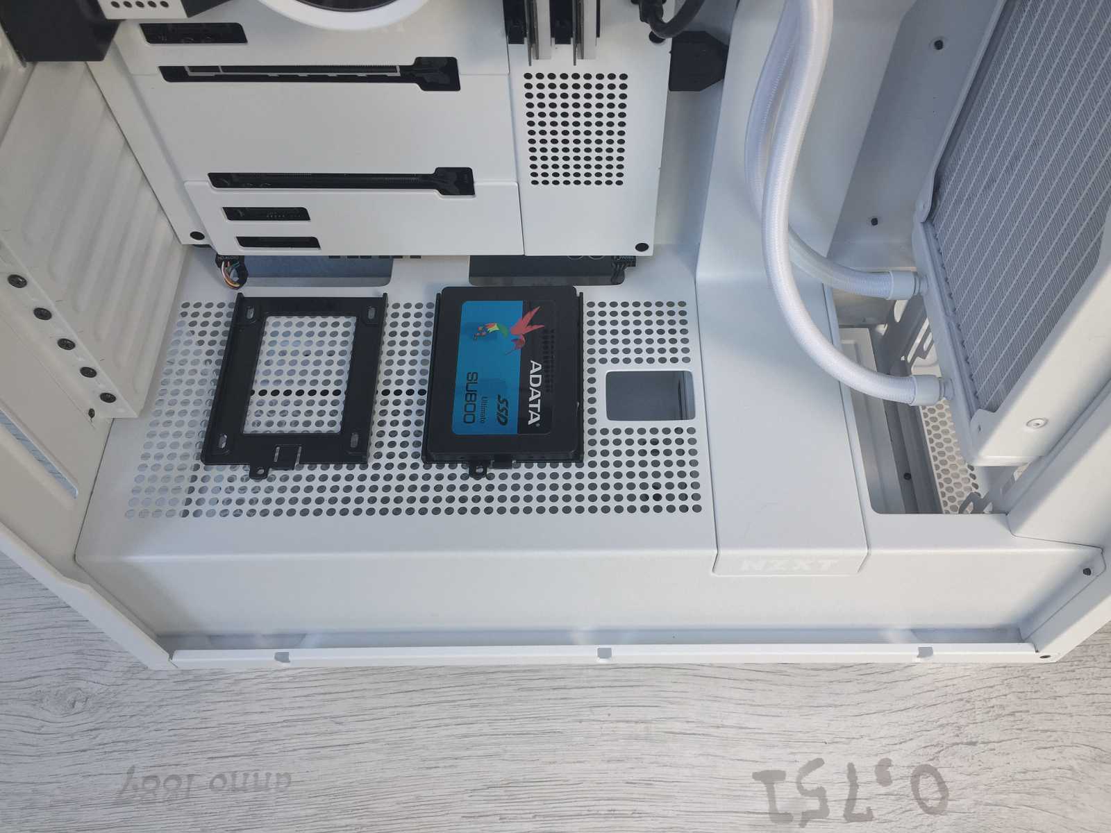 Test skříně NZXT H7 FLOW: více prostoru a lepší odvětrávání pro výkonný hardware