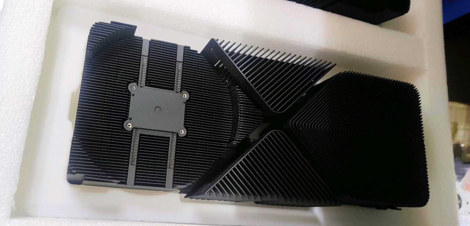 NVIDIA-RTX-40-heatsink-2