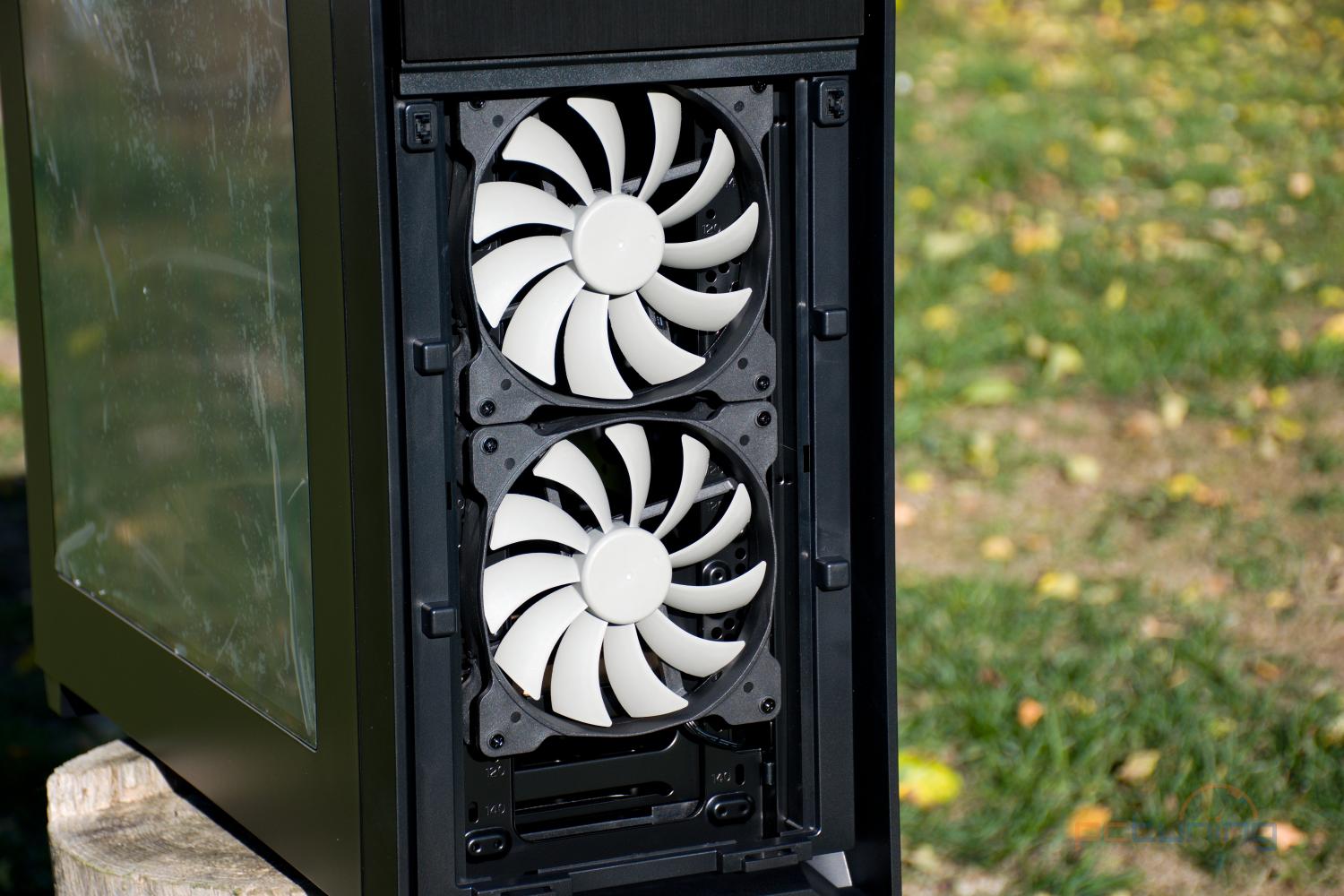 Corsair Obsidian 750D Airflow Edition: Pro pořádný průvan