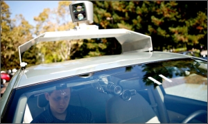 Google auto bez řidiče si poradí i s náročnější trasou [video]
