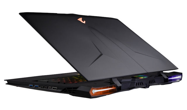 Aorus představil nový herní notebook s grafikami GTX 1070 do SLI