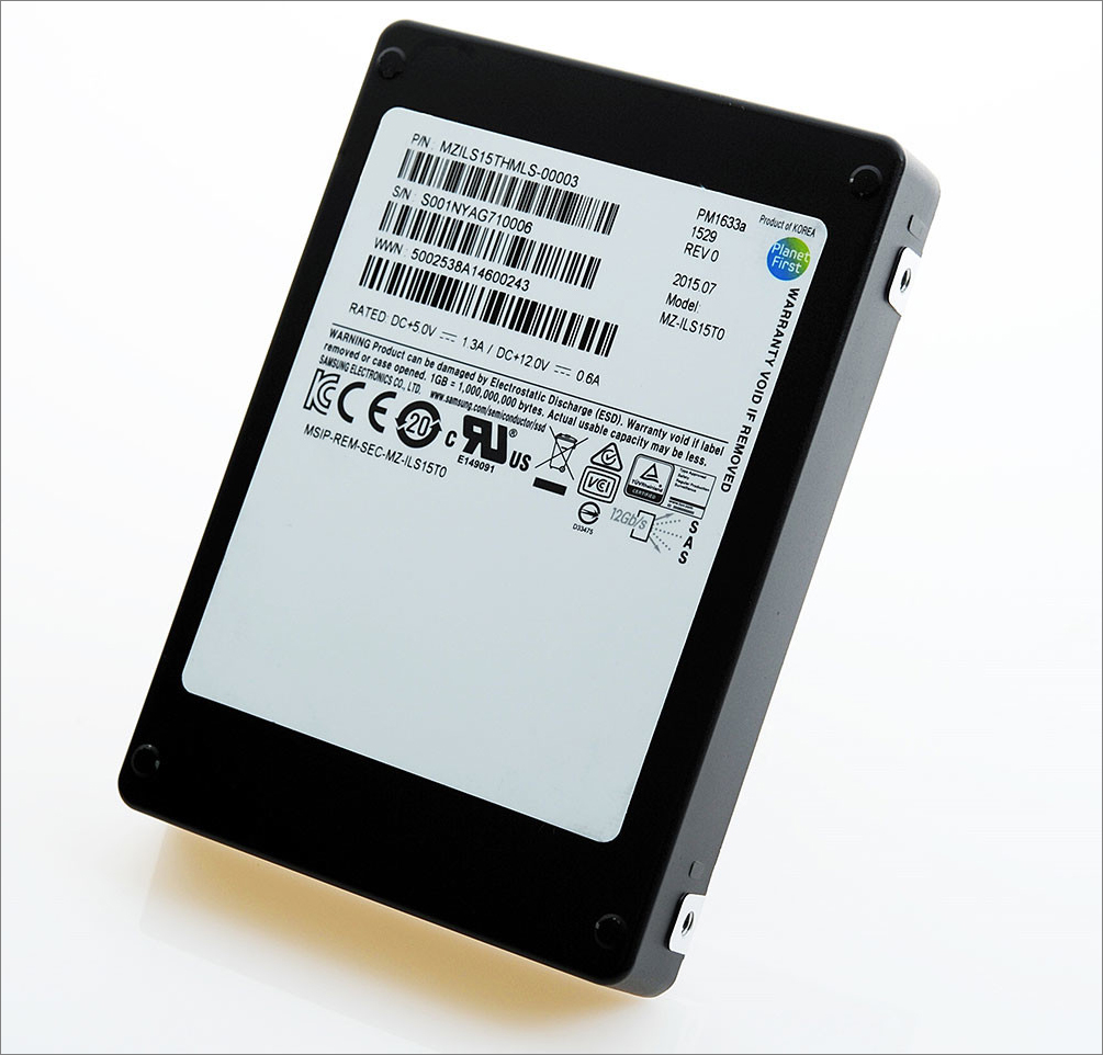 Samsung začne prodávat SSD s kapacitou 15,36 TB