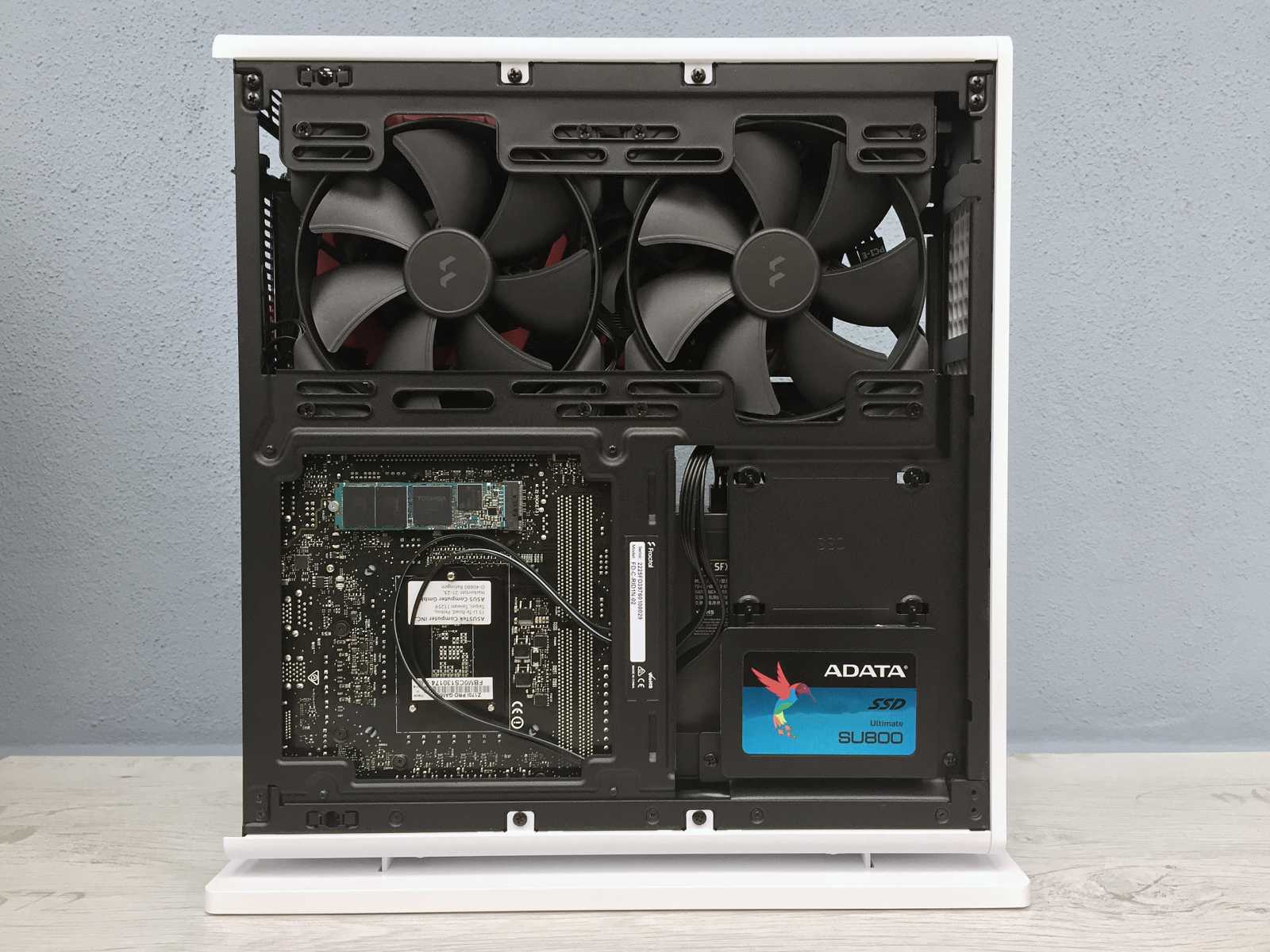 Test skříně Fractal Design Ridge