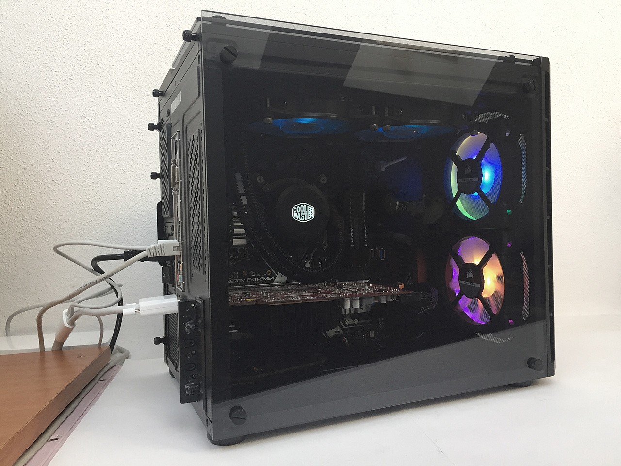 Corsair Crystal Series 280X RGB – mATX dvoukomorová skříň