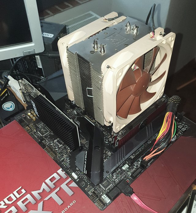 Z390 a deska Asus