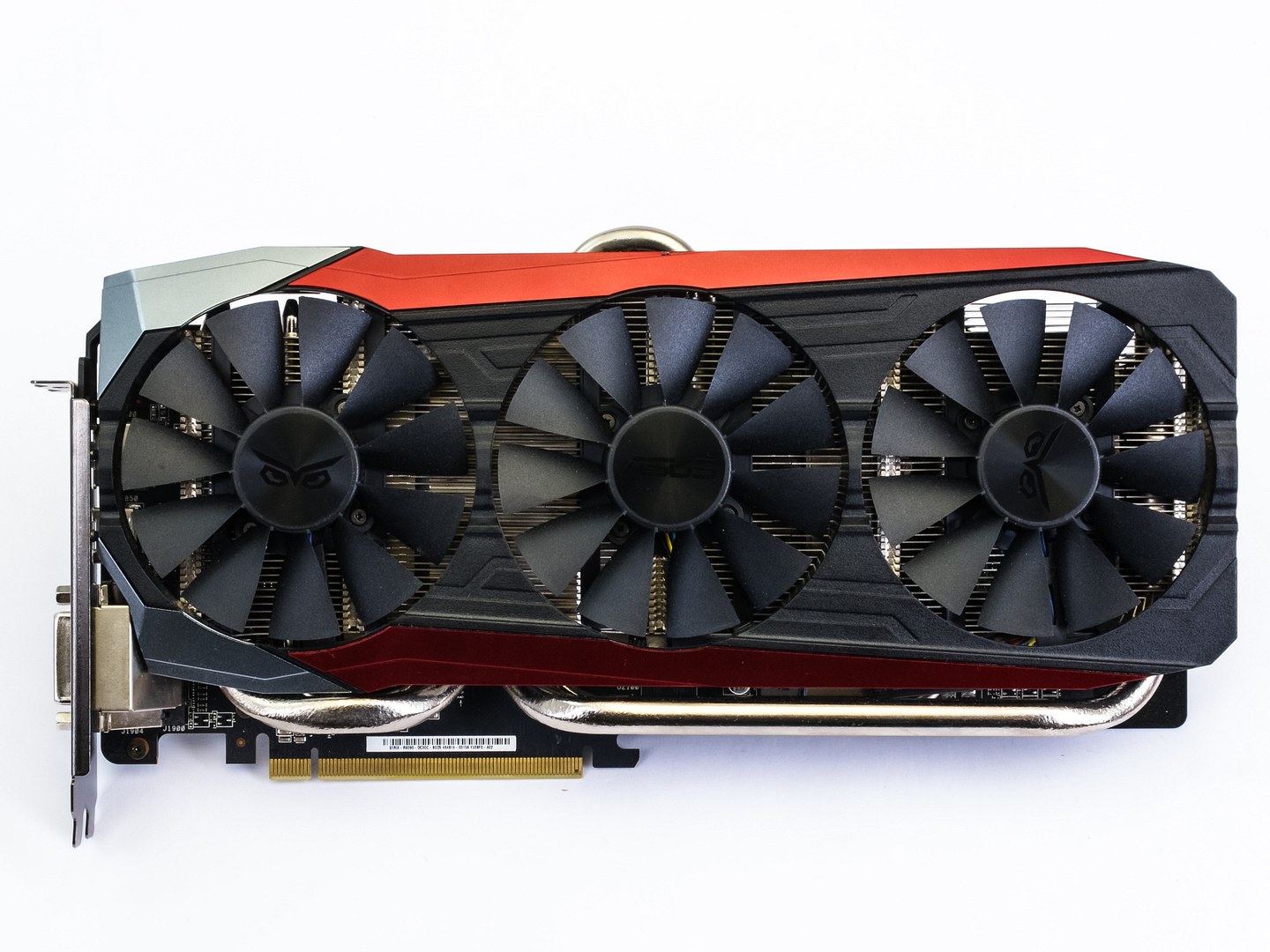 Asus Strix GeForce GTX 980 Ti a Strix R9 390 s DCU III v testu