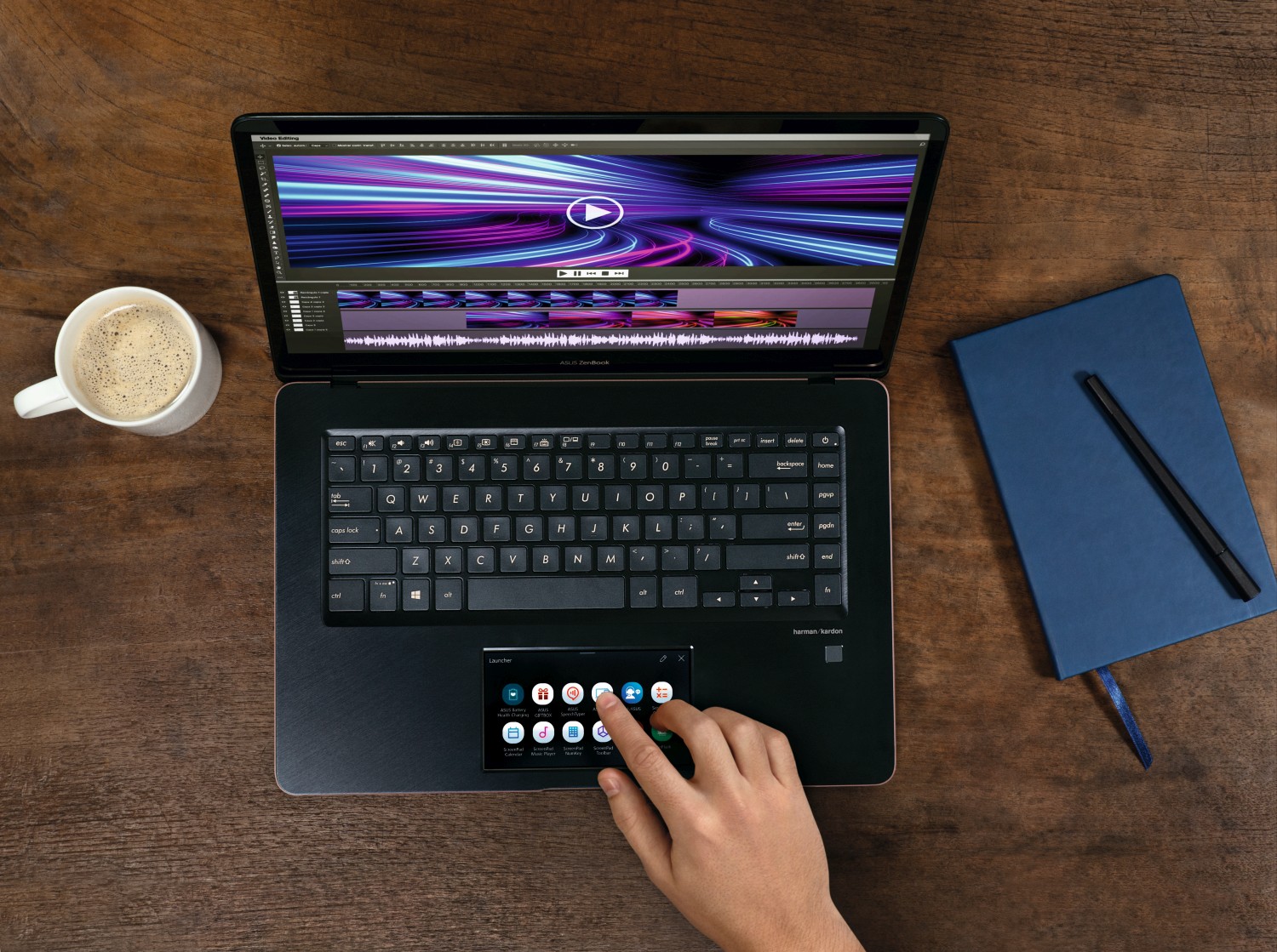 Asus ZenBook Pro 15: Notebook s druhým displejem místo touchpadu
