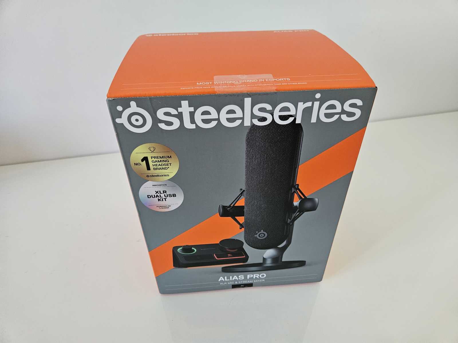 SteelSeries ALIAS PRO – balení