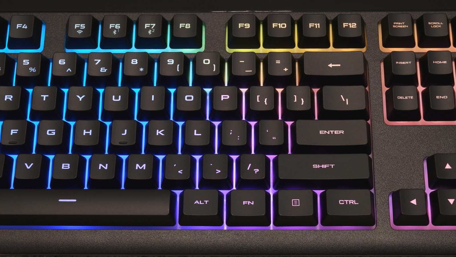 Corsair K57 RGB Wireless – tichá a elegantní klávesnice ;