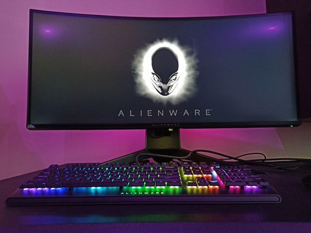 Dell Alienware 510K - perfektní mechanika na psaní i hraní 