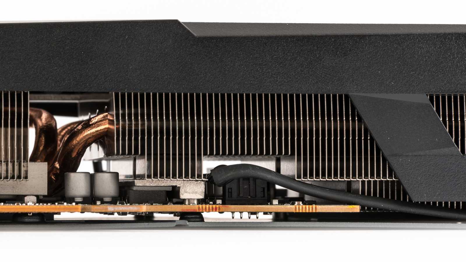 Gigabyte Radeon RX 6600 XT Gaming OC PRO v testu