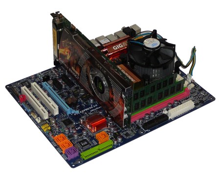 Asus Maximus Extreme a Gigabyte X48T-DQ6 - X38 proti X48 Express