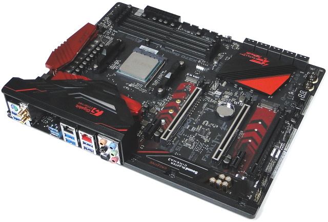 ASRock Fatal1ty X370 Professional Gaming v testu 