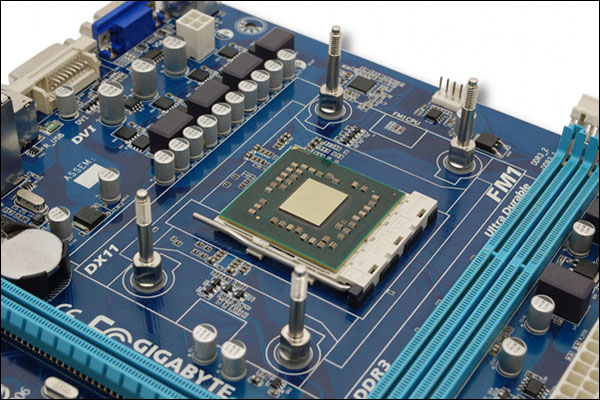 EK vyvinulo montážní systém bloku vodního chlazení pro APU AMD