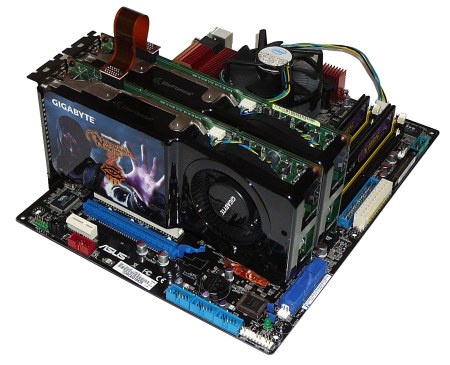 Nástin výkonu nové "GX2" pomocí GeForce 8800 GTS SLI