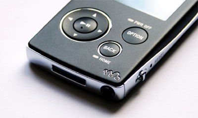 Bleskovka:Sony NW-A808 - iPod killer?