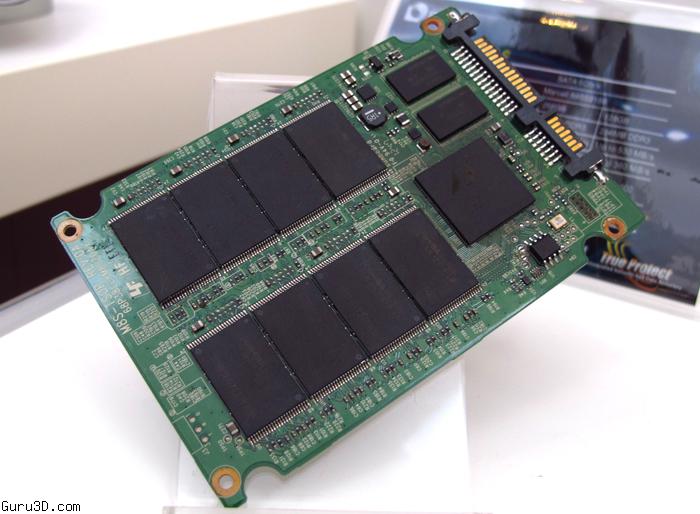 CeBIT: Plextor ukázal prototyp SSD s 19nm TLC čipy