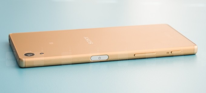Sony Xperia Z6 Lite by měla být vybavena Snapdragonem 620