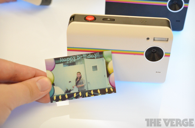 Polaroid Z2300 vám vytiskne fotky na počkání