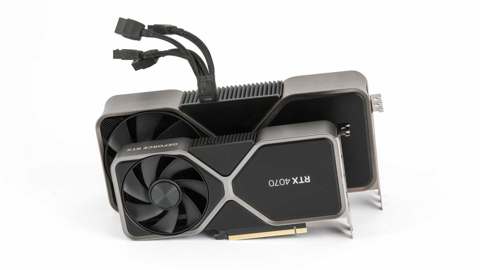 Nvidia GeForce RTX 4070 FE: Atraktivní mix za dobrou cenu