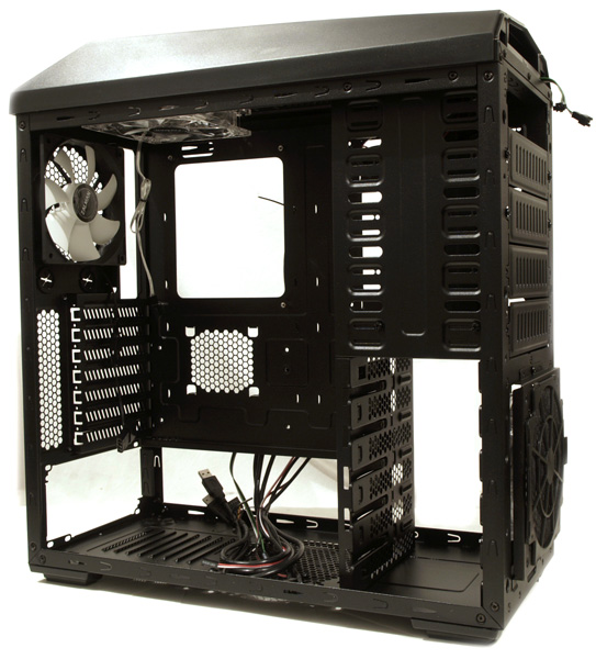 Zalman Z11 Plus – ve stylu dynamiky za 1800 korun