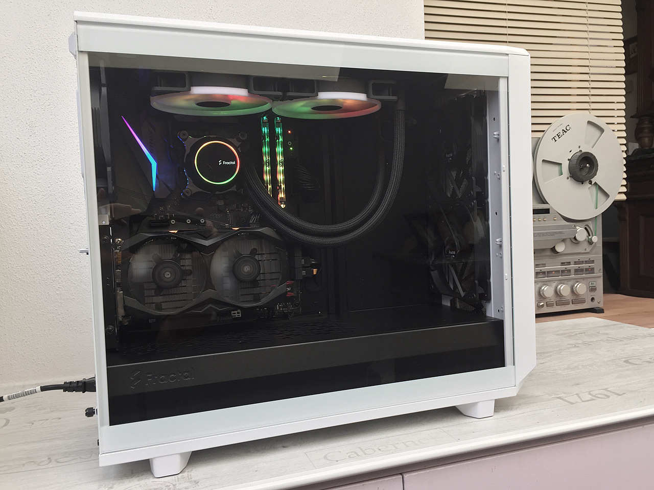 Test skříní Fractal Design Meshify 2 a Meshify 2 XL