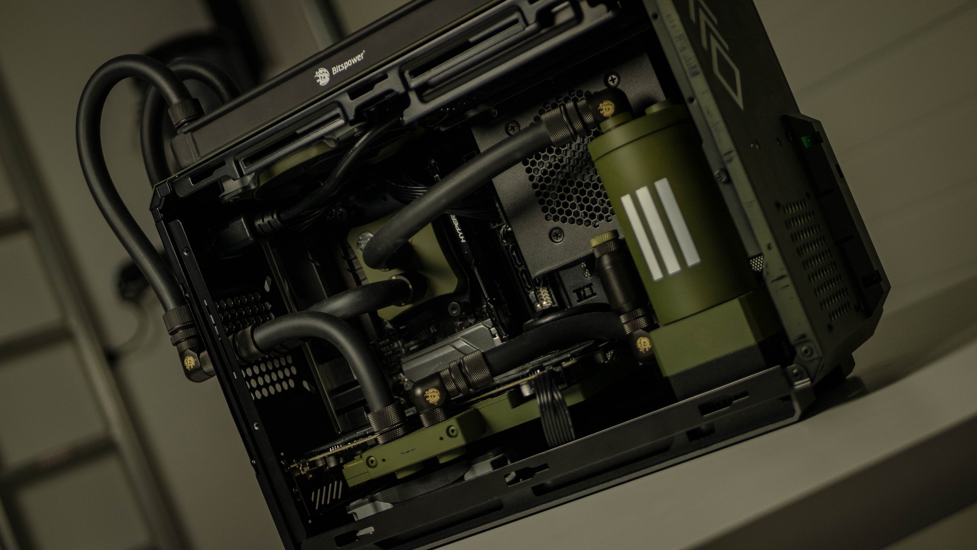 Mark III: army casemod z našich končin