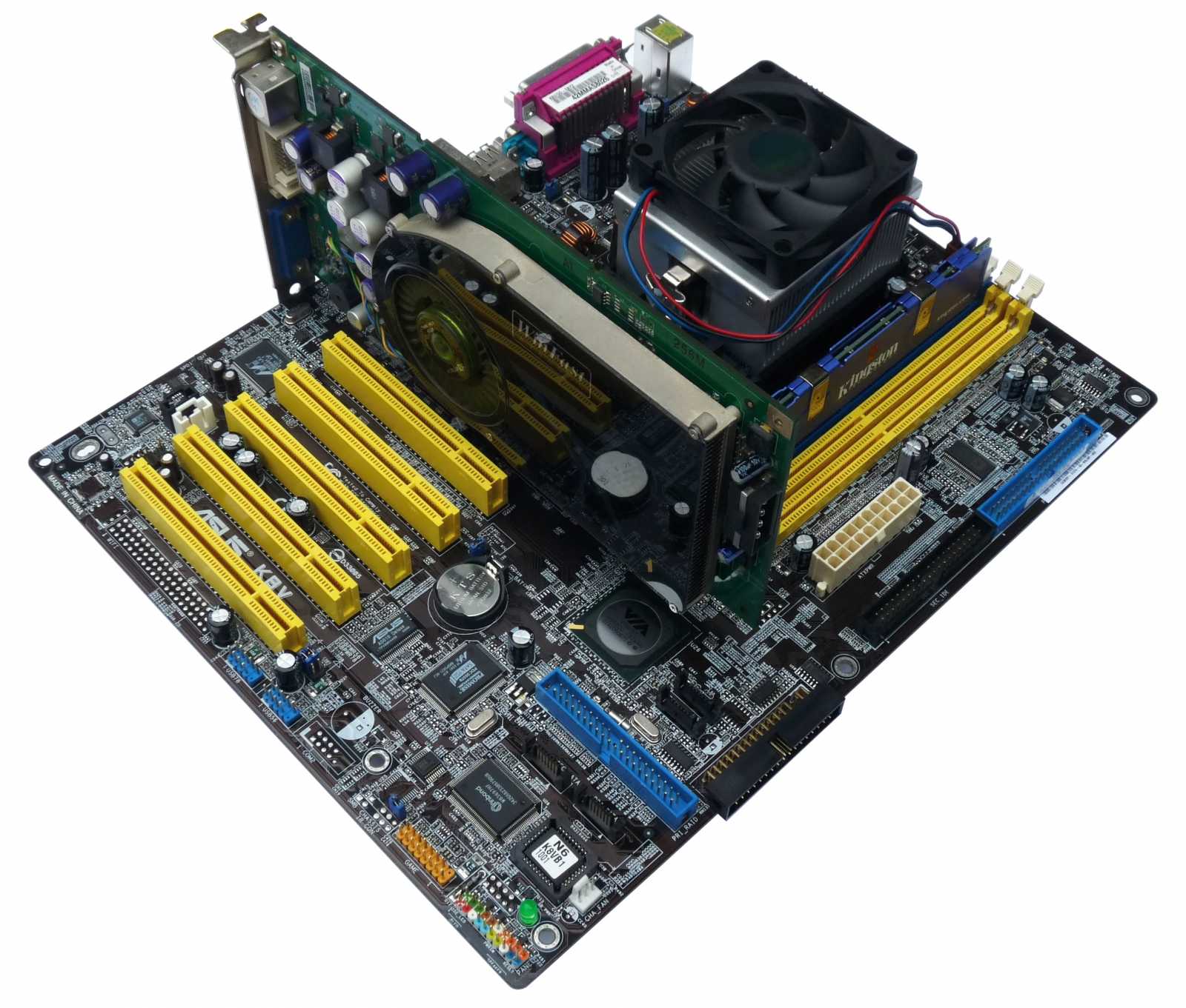 Asus K8V a GeForce 7800 GS