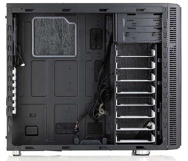 Fractal Design Define R3 - značně vylepšená skříň od švédského výrobce