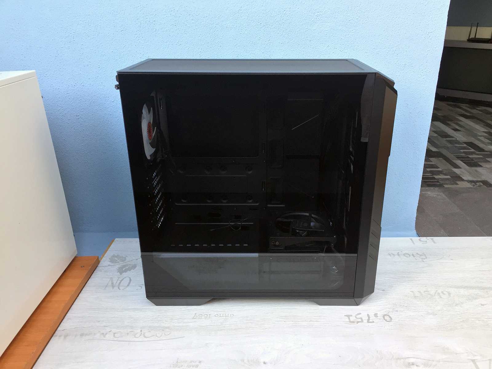 Test skříně Cooler Master HAF 500