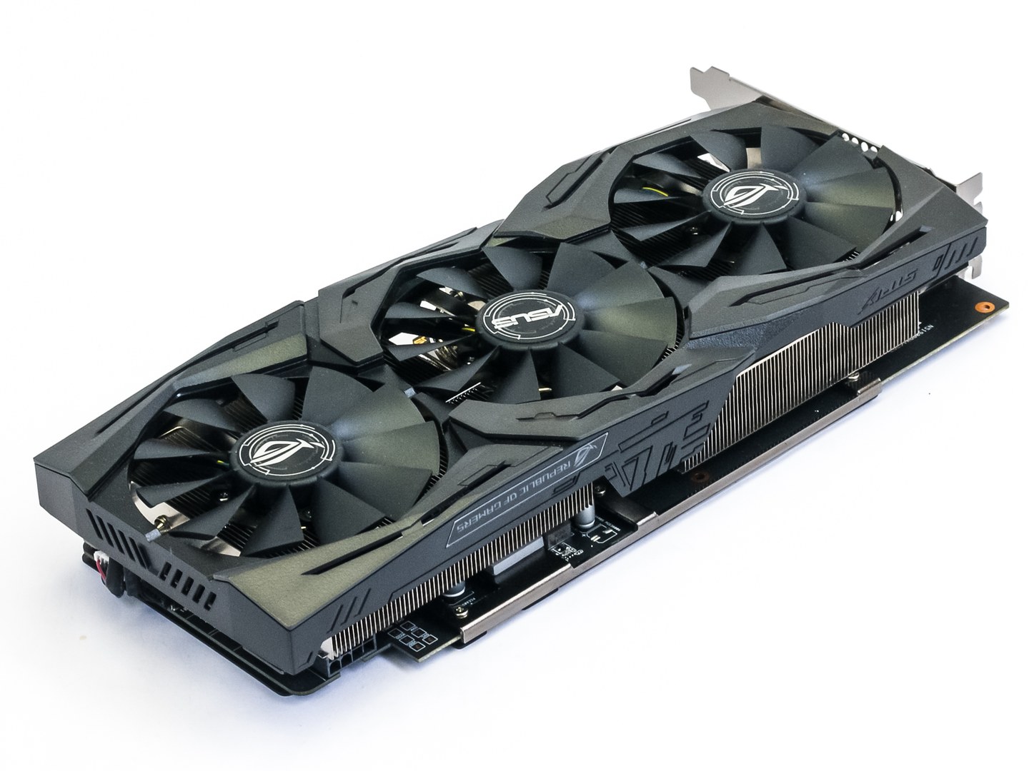 ASUS ROG Strix RX 580 08G Gaming: Ten chladič stojí za to!