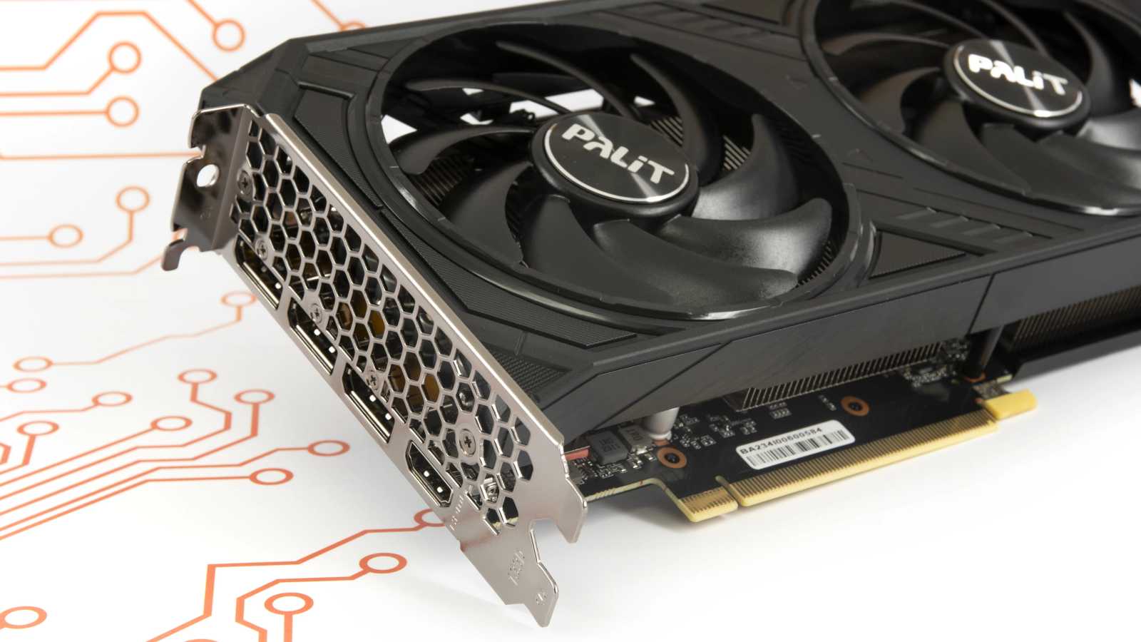 Palit GeForce RTX 4060 Ti Dual 8GB: nejlevnější model u nás v testu