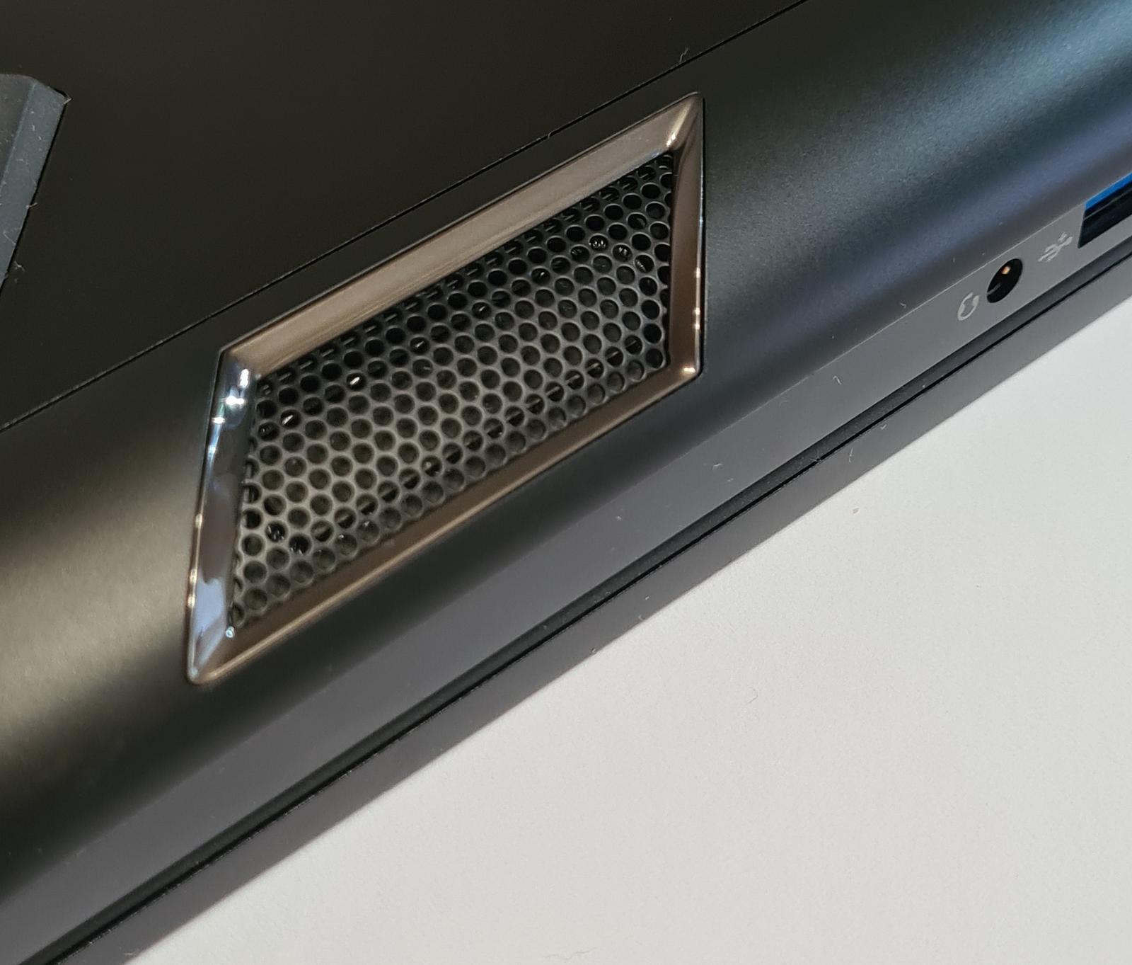 Notebook Eurocom Raptor X18: Bestie s Core Ultra 9 275HX a RTX 5090