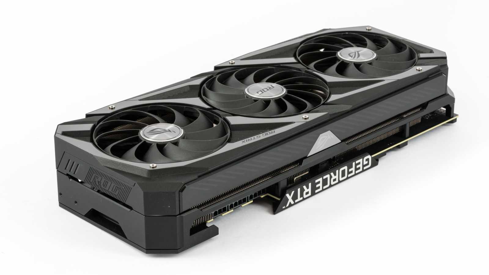 Asus ROG Strix GeForce RTX 3080 O10G v testu