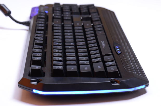 Alternativa mechanik Tesoro Lobera vs. Durandal s Cherry MX