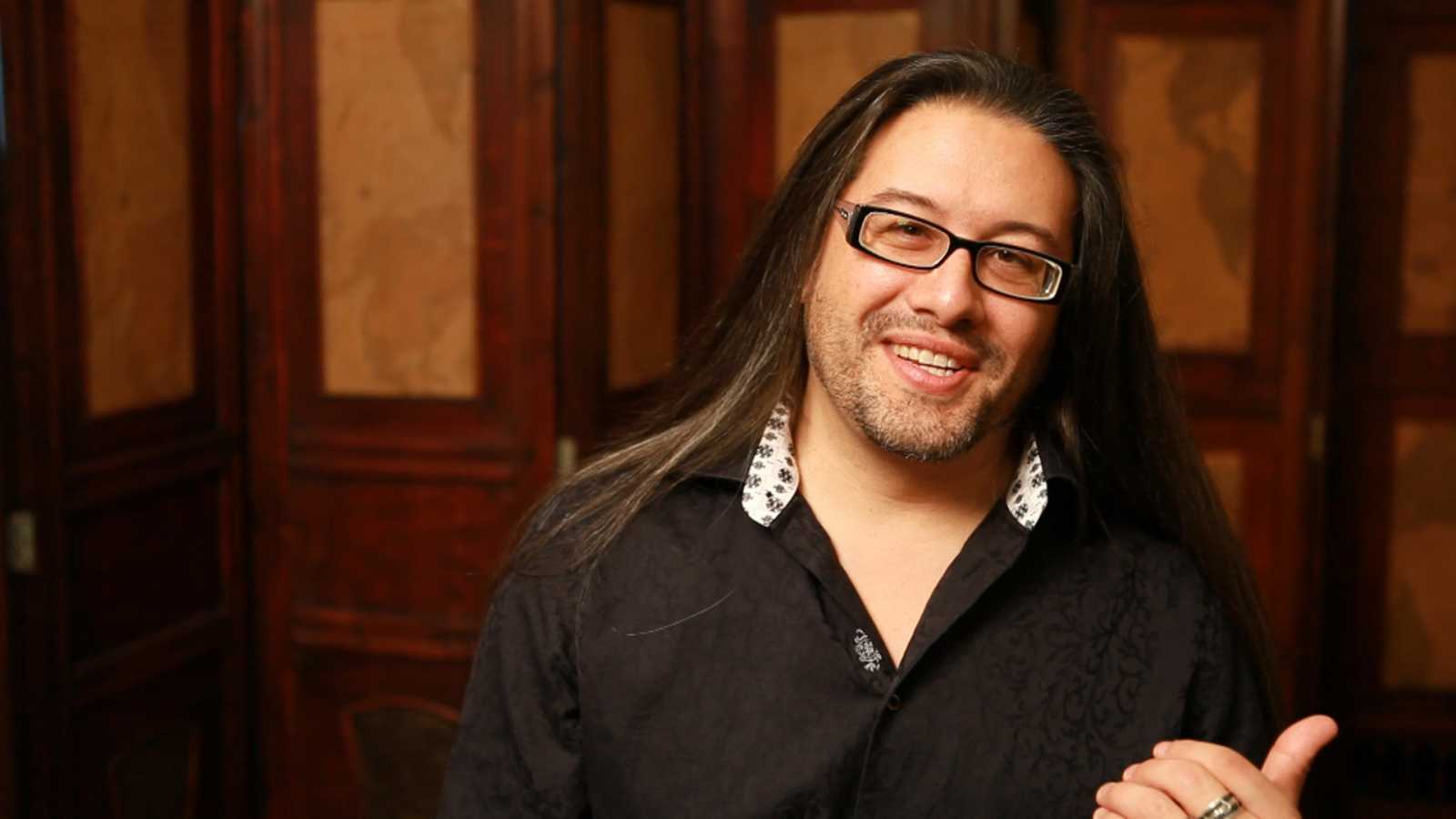 Je libo něco ke čtení? John Romero vydá příští rok svoje paměti