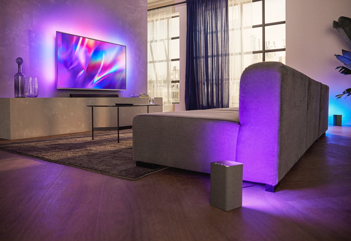 Společnost Philips představila nové televizory, sluchátka a reproduktory