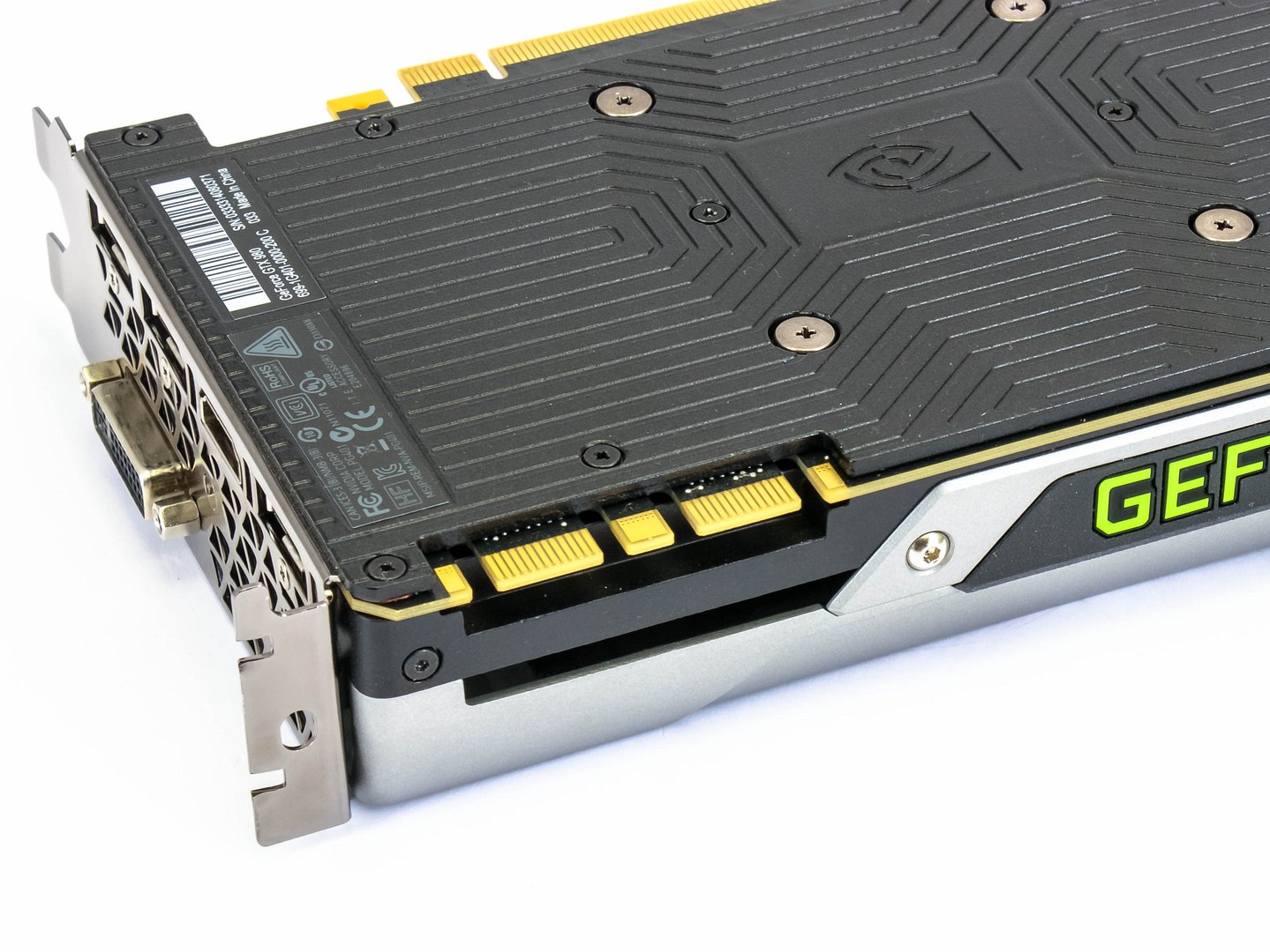 GeForce GTX 980: neuvěřitelný výkon i spotřeba