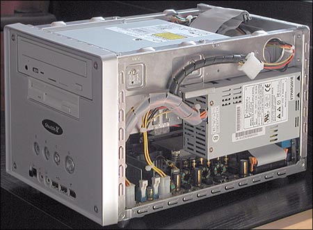 HyperCube: PC prcek s výkonem obra