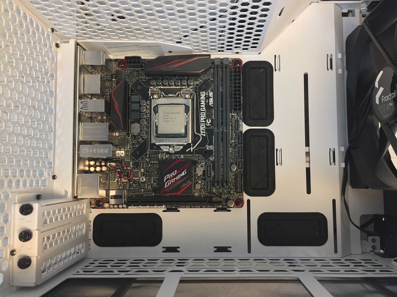 Test skříní Fractal Design Torrent Compact a Nano - designové skvosty v menším provedení