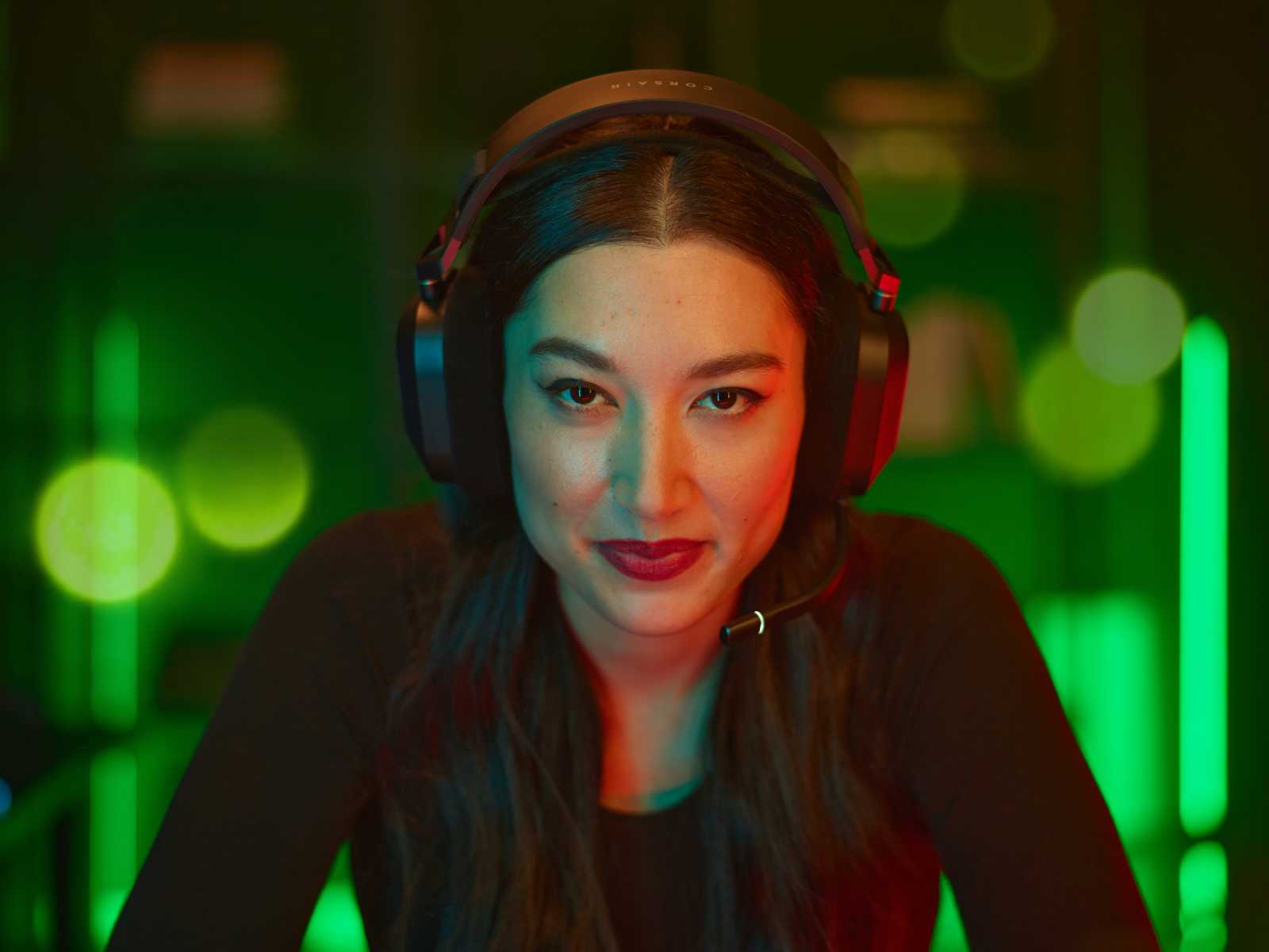 Corsair HS80 RGB Wireless – tvrdá konkurence bezdrátových headsetů