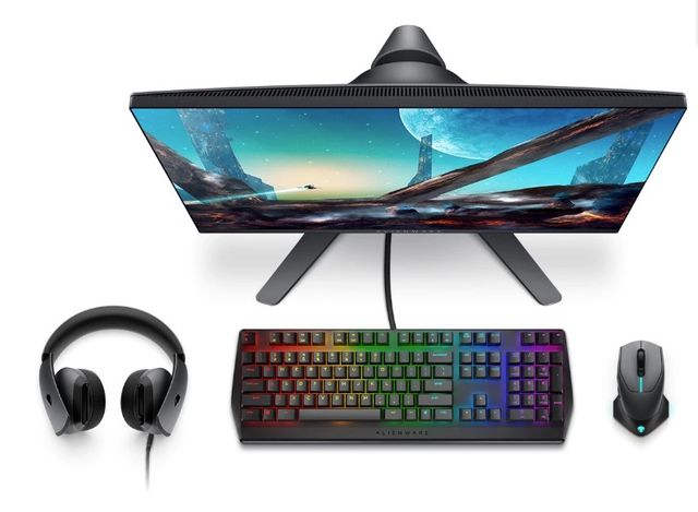 Dell Alienware 610M - mimozemské torpédo zabíjí s kabelem i bez 