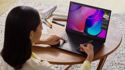 Asus představil nové notebooky Zenbook, Vivobook a Studiobook s OLED panely