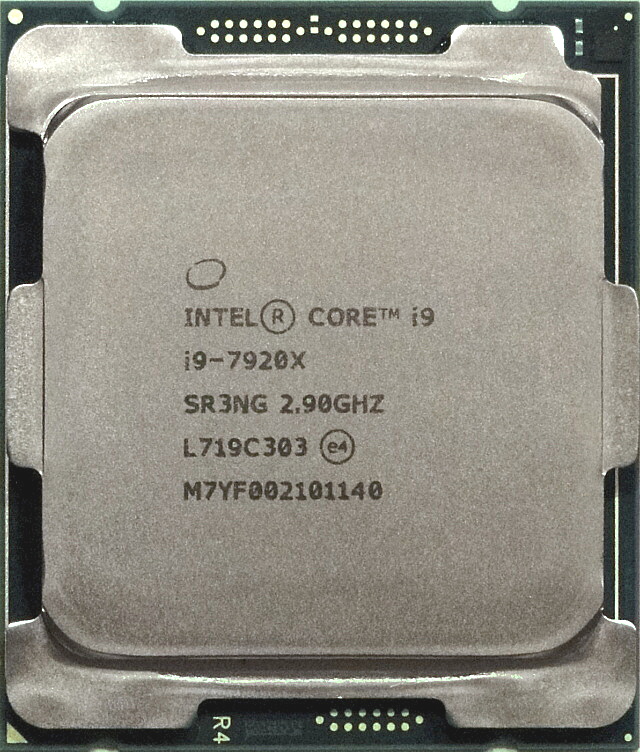 Procesor Core i9–7920X