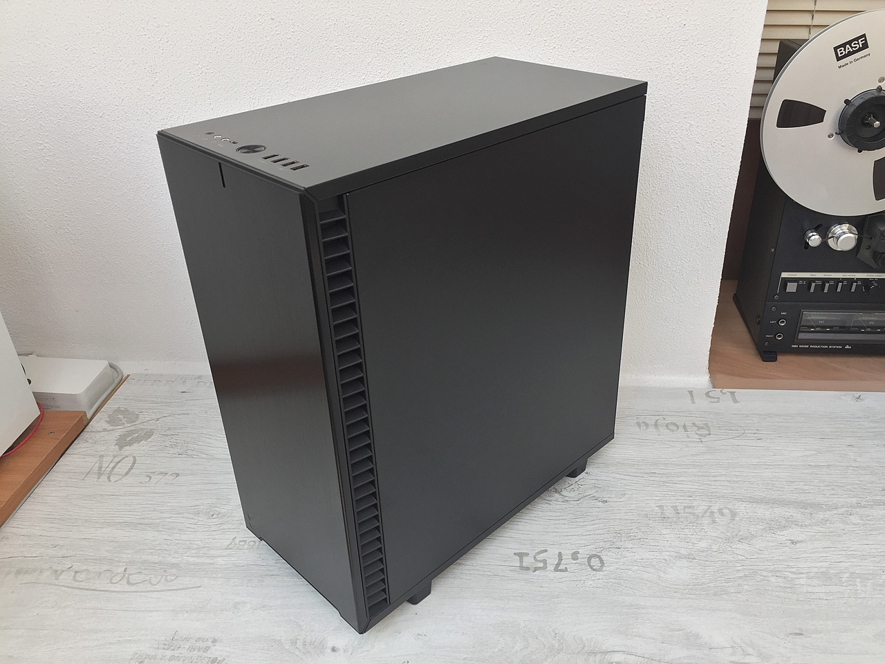 Fractal Design Define 7 Compact – pošleme céčko do penze?