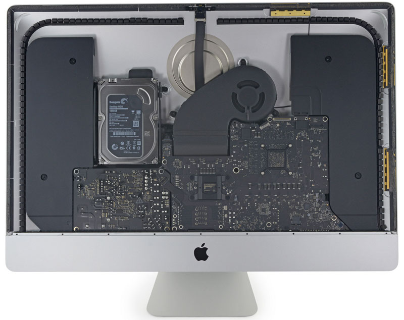 Takhle vypadá nový iMac s 5K Retina displejem zevnitř