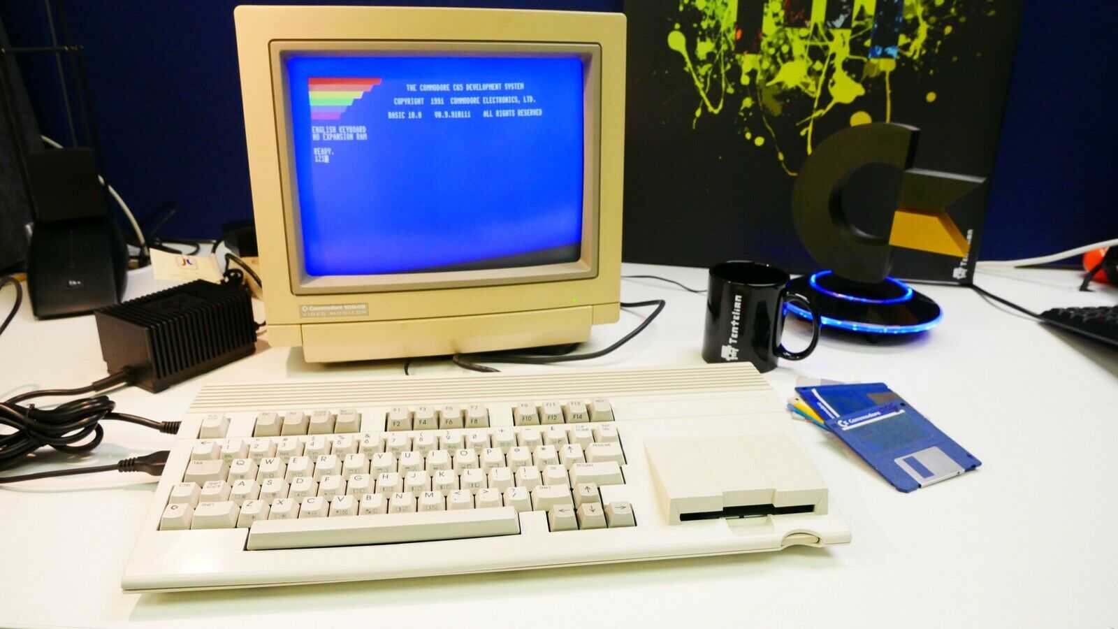 Máte rádi retro? Unikátní prototyp Commodore 65 je k prodeji za víc jak 25 000€ 