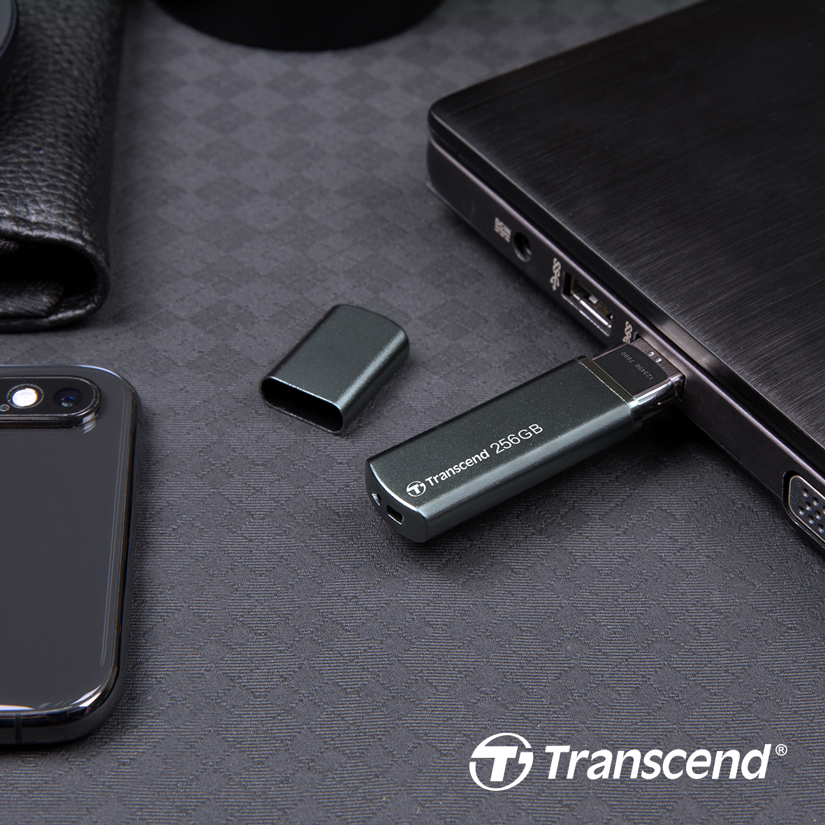 Rychlý flash disk Transcend JetFlash 910 nabídne až 256 GB